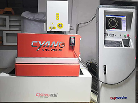 中走絲廠家資訊：中走絲線切割機(jī)床自動(dòng)化、智能化及信息化